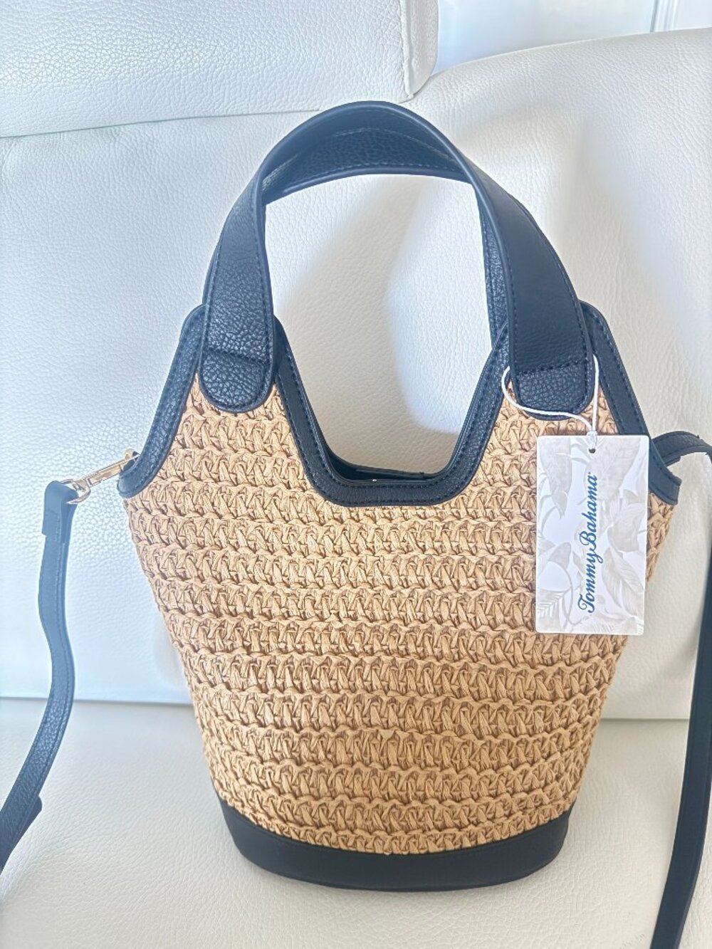 NWT TOMMY BAHAMA STRAW BUCKET BAG CROSSBODY W INNER POUCH NATURAL BLACK - Picture 1 of 6